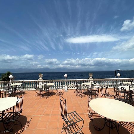Hotel La Lampara Reggio di Calabria Buitenkant foto