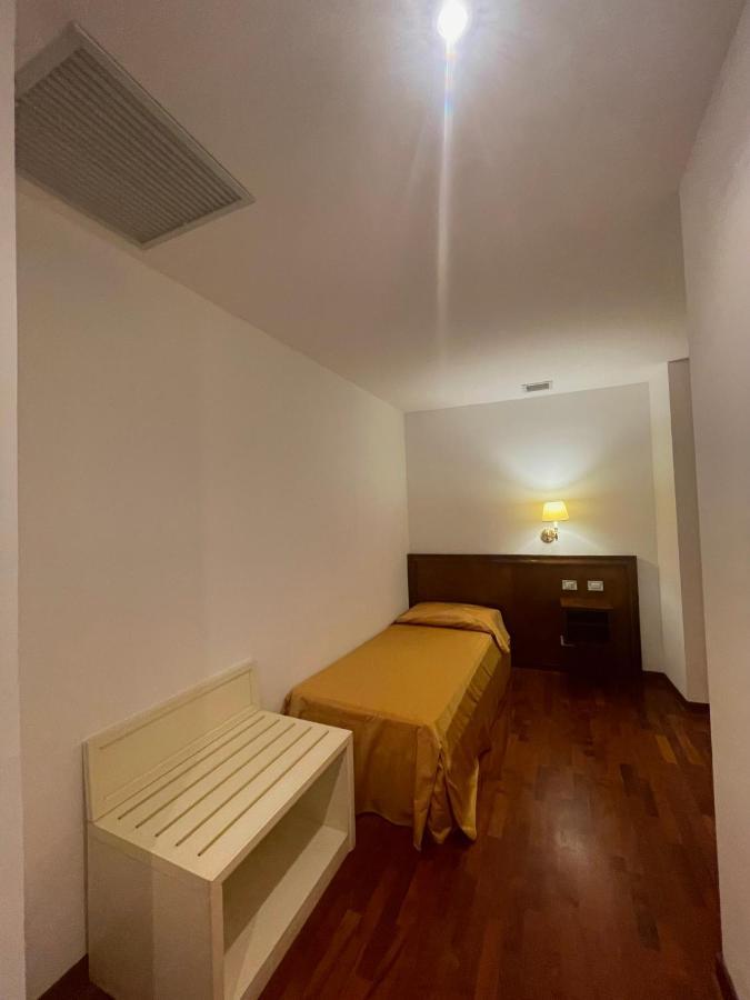 Hotel La Lampara Reggio di Calabria Buitenkant foto