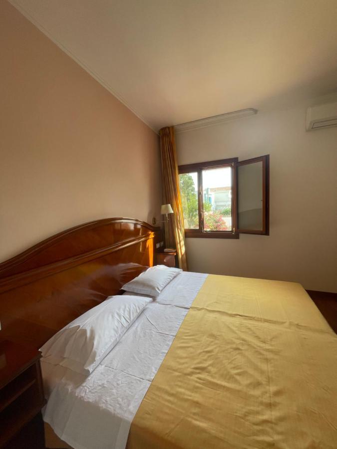 Hotel La Lampara Reggio di Calabria Buitenkant foto