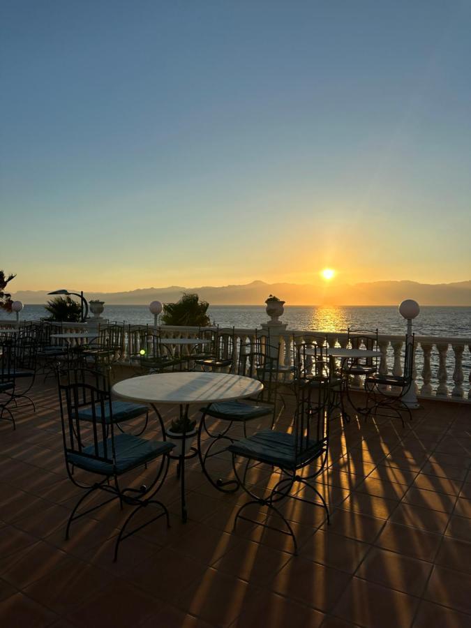 Hotel La Lampara Reggio di Calabria Buitenkant foto